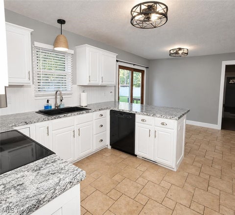 Tiny photo for 2205 Hedgewood Avenue, Alliance, OH 44601 (MLS # 5257227)