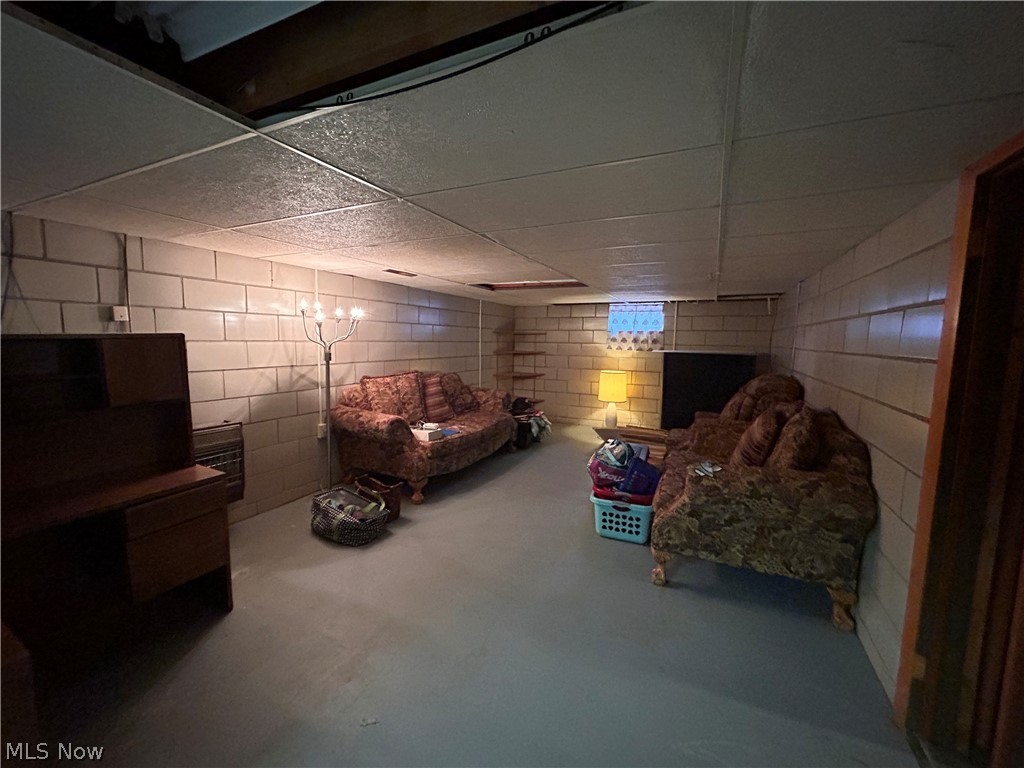 Village/Minerva - Residential