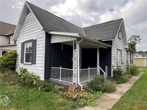 Photo for 226 W Maryland Avenue
