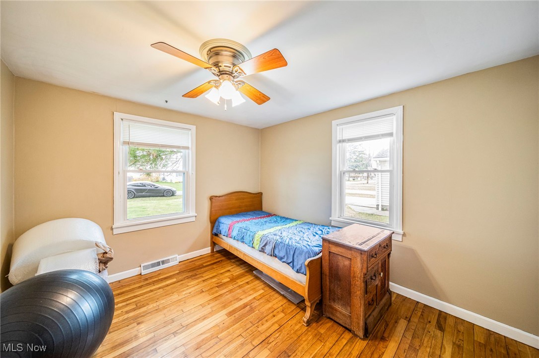4717 Farley Drive, Mentor, Ohio image 12