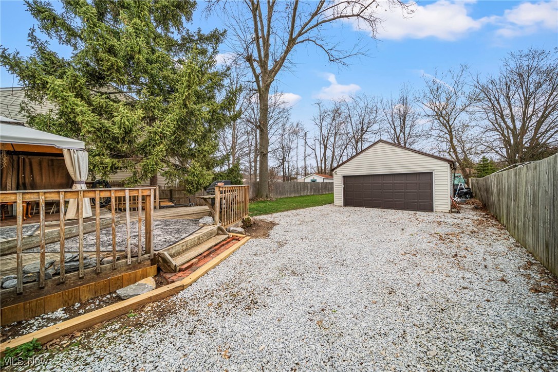 4717 Farley Drive, Mentor, Ohio image 25