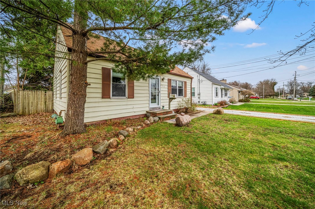 4717 Farley Drive, Mentor, Ohio image 26