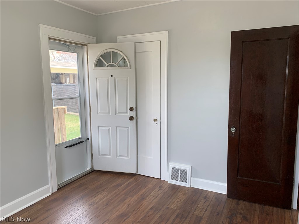 Garfield Pkwy - Residential