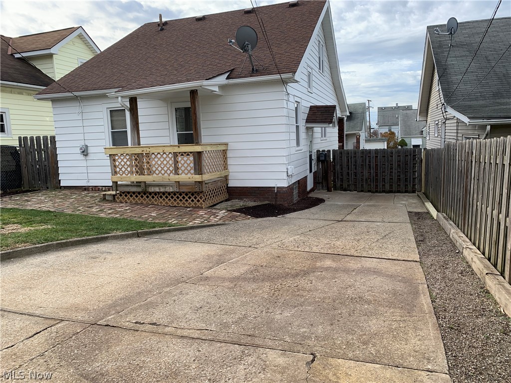 Garfield Pkwy - Residential