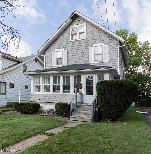 Interested in owning your home or adding a rental to your portfolio? Well here is your opportunity! This three story colonial-style home offers three bedrooms, a very spacious eat-in kitchen and a huge basement for storage. Currently the home is occupied by a long-term tenant. Tenant pays all utilities and $750 in rent per month. Recent updates include renovations to the kitchen, hot water tank and roof.