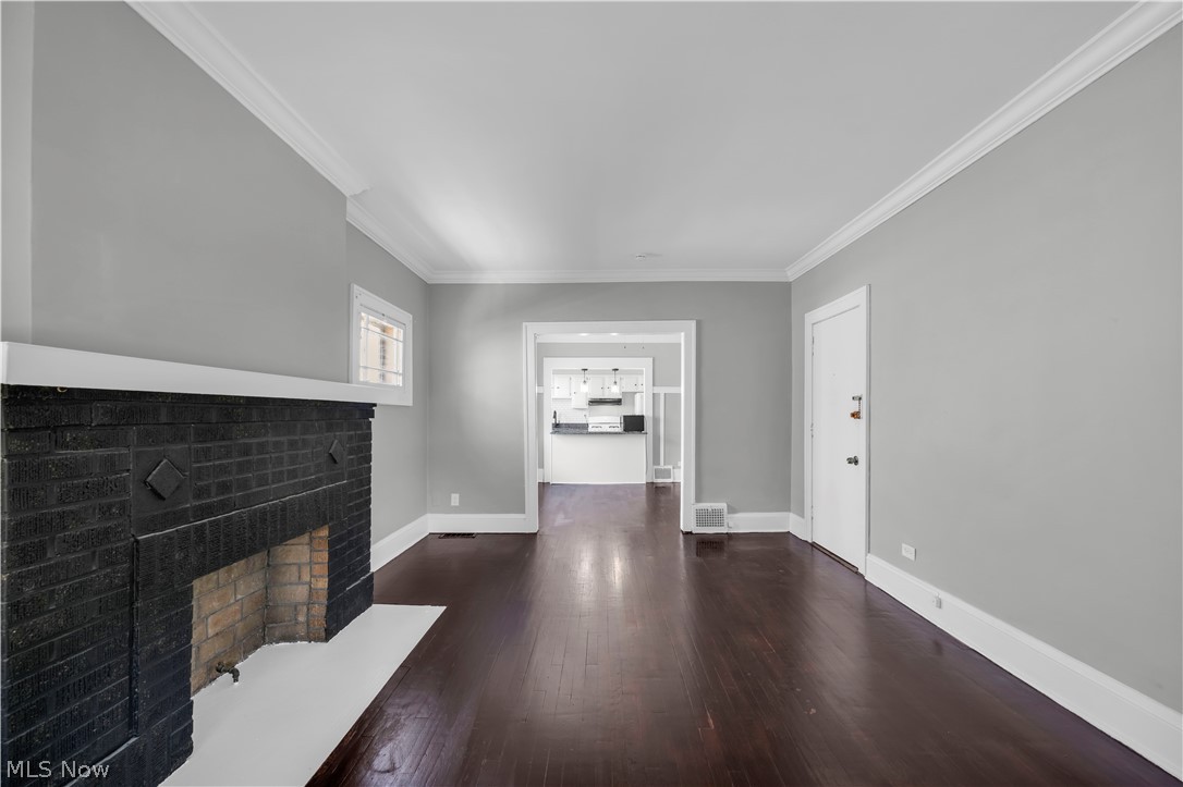 1353 Phelps Avenue 3