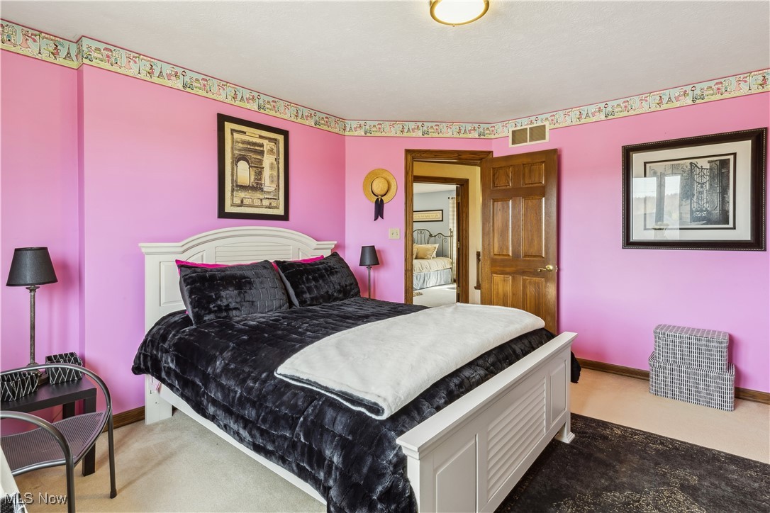 4700 Barnsleigh Drive, Bath, Ohio image 35