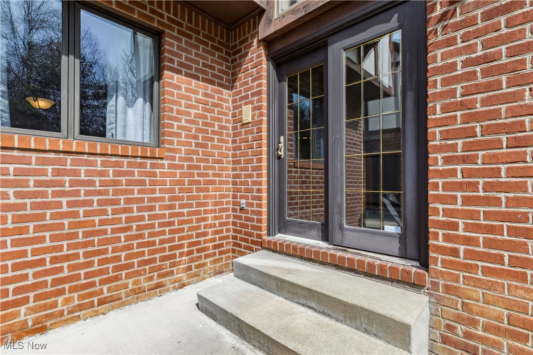 4700 Barnsleigh Drive, Bath, Ohio image 48