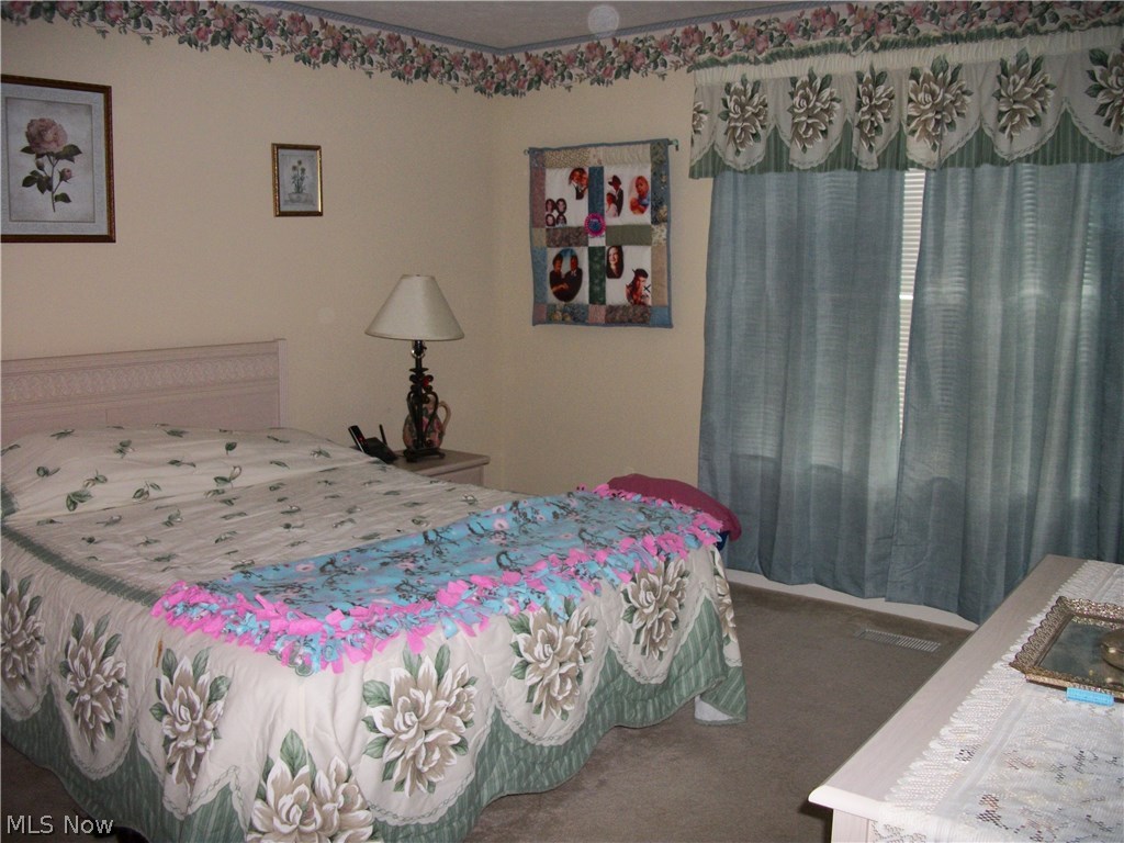 Parkside/Eastwood Village Condo - Residential