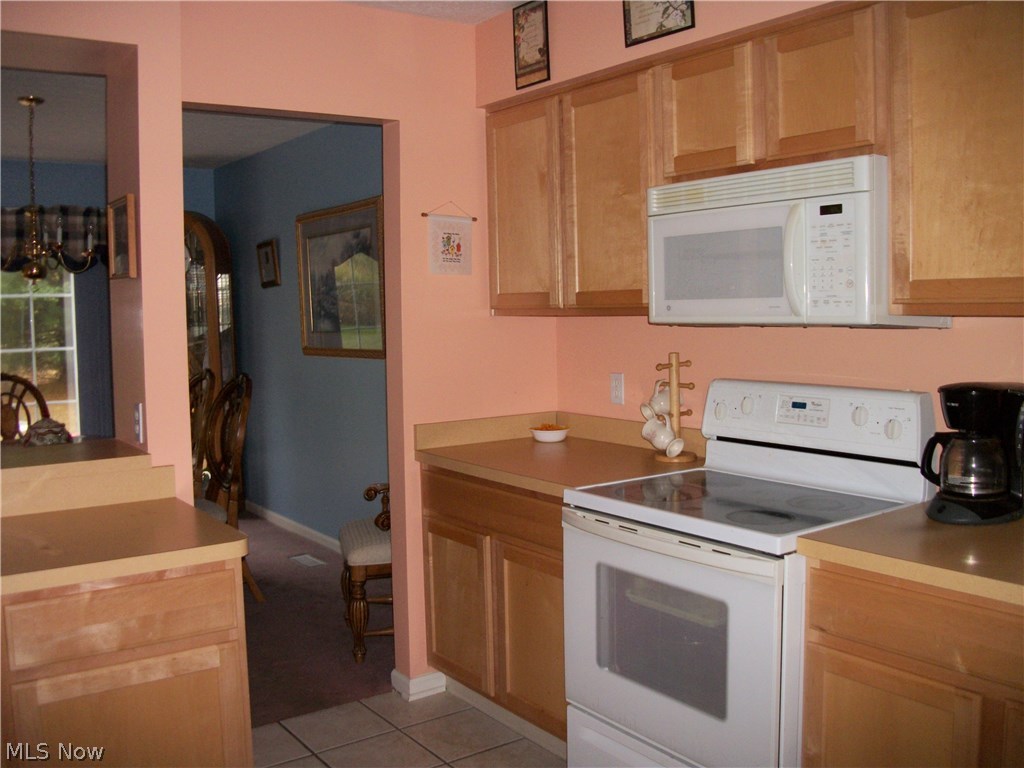 Parkside/Eastwood Village Condo - Residential