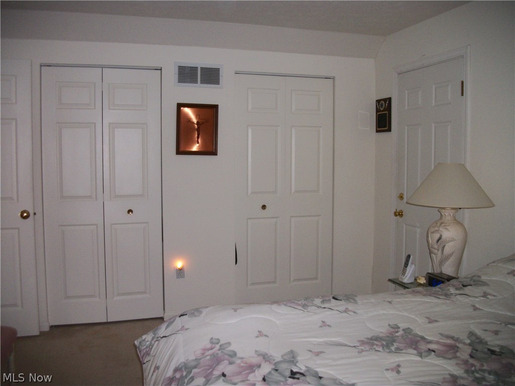 Parkside/Eastwood Village Condo - Residential