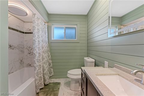 Tiny photo for 12500 Salem Warren Road, Salem, OH 44460 (MLS # 5221431)