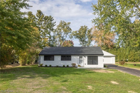 Tiny photo for 1923 Hillsdale Drive, Twinsburg, OH 44087 (MLS # 5252207)