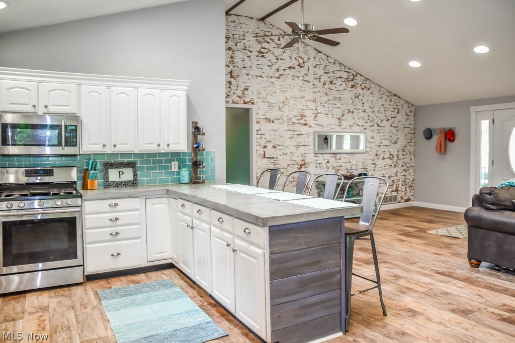 Silver Lake Little Farms - Residential