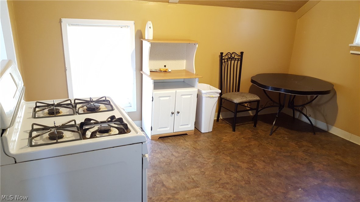 Edwards - Residential Lease