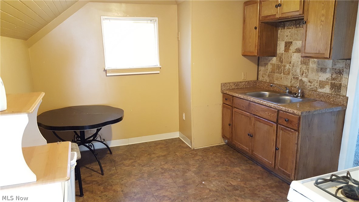 Edwards - Residential Lease