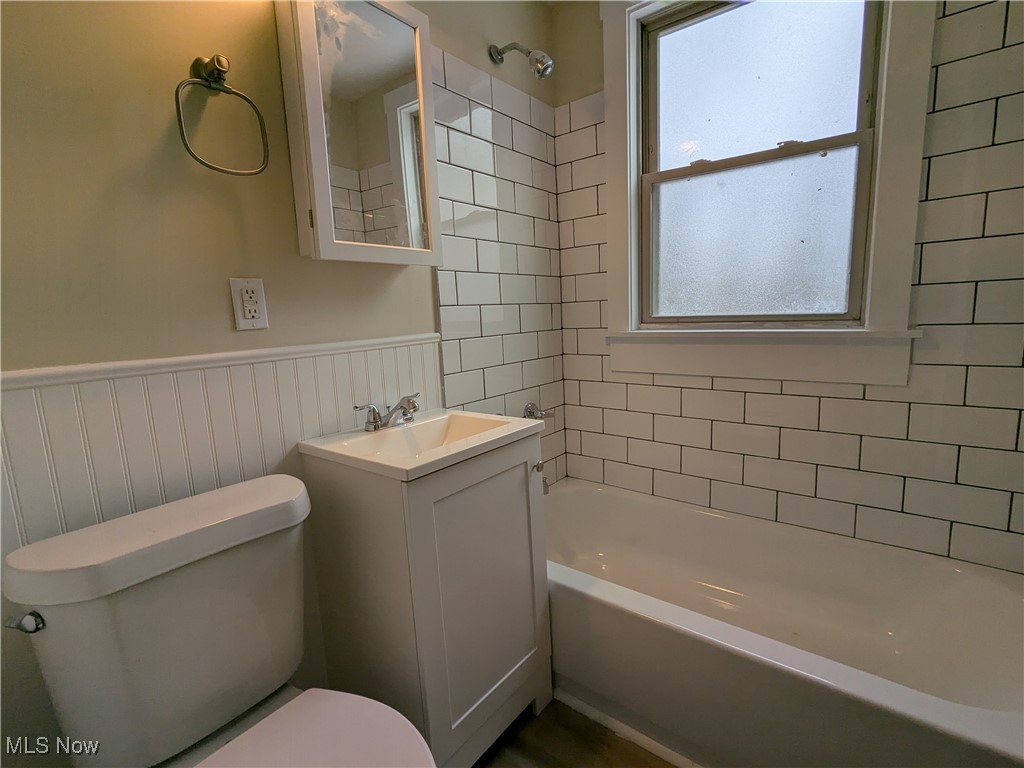 Cleveland, Ohio 44102, United States, 2 Bedrooms Bedrooms, ,1 BathroomBathrooms,Residential,Active,13151