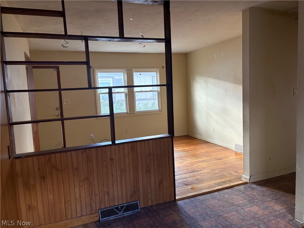 East Akron Terrace - Residential Income