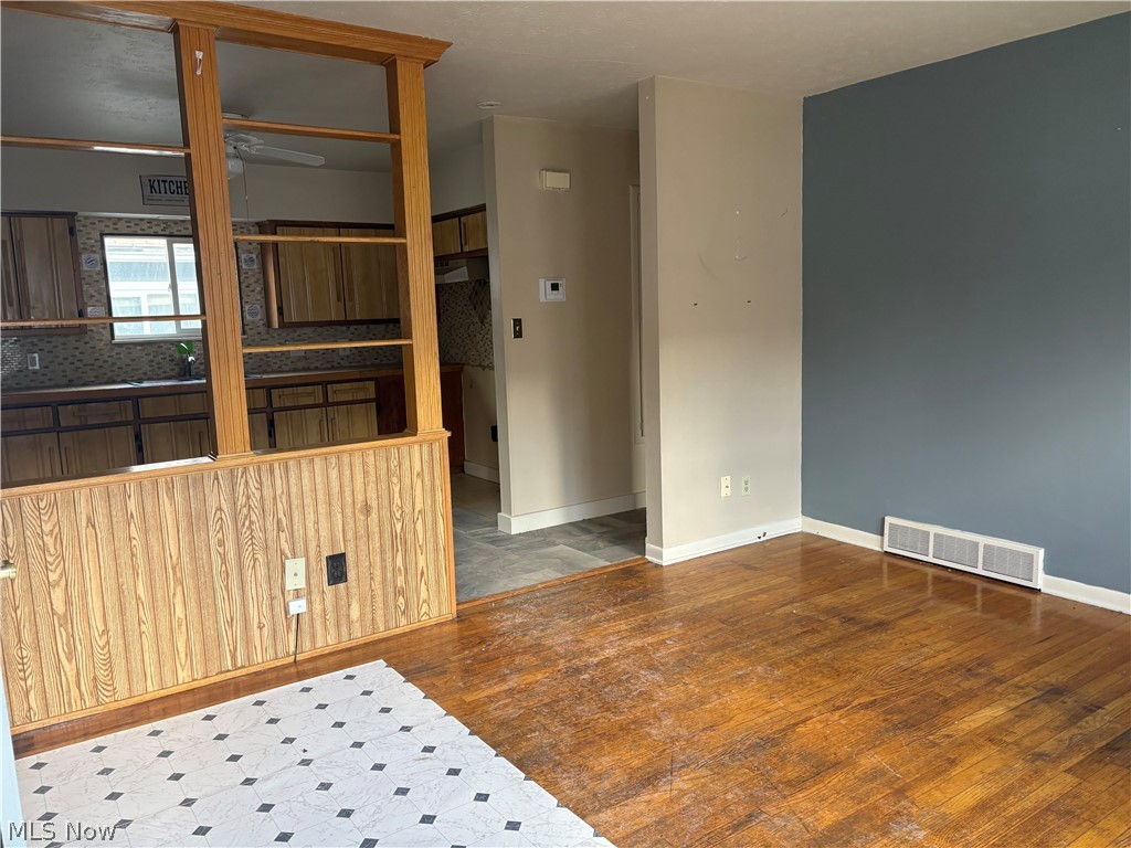 East Akron Terrace - Residential Income