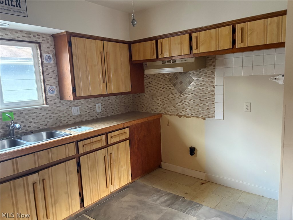 East Akron Terrace - Residential Income