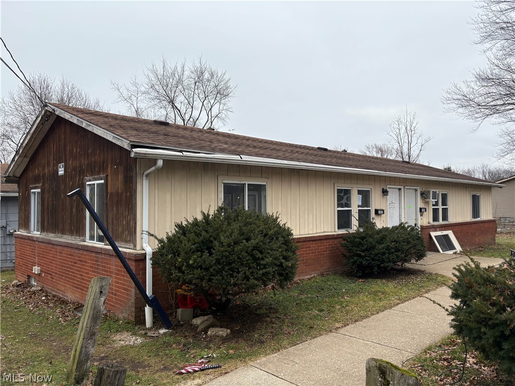 East Akron Terrace - Residential Income
