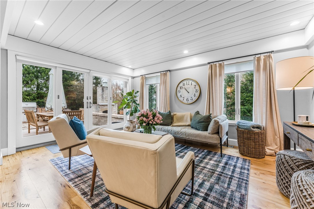 Founders Glen 1 - Residential