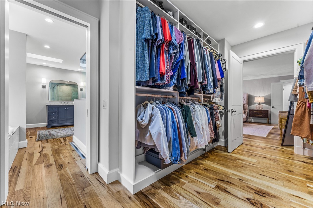 Founders Glen 1 - Residential