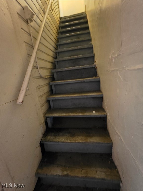 West/Portage Path - Residential