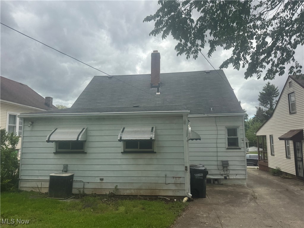 4827 E 88 Street, Garfield Heights, Ohio image 4