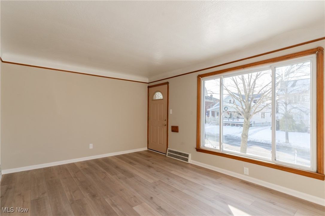 4827 E 88 Street, Garfield Heights, Ohio image 15