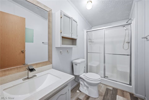 Tiny photo for 477 Erie Street, Hubbard, OH 44425 (MLS # 5236978)