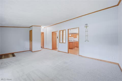 Tiny photo for 477 Erie Street, Hubbard, OH 44425 (MLS # 5236978)