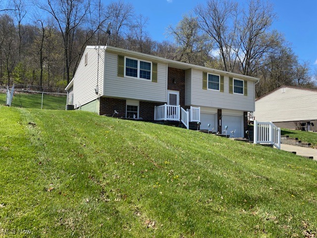 604 W Fernwood Drive, Toronto, Ohio image 2