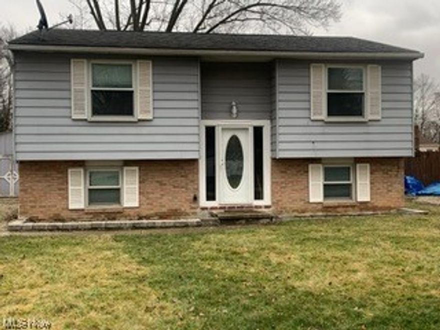 Have you been looking for a bargain in a nice area?  This bi-level needs some love....bring your paintbrush and your muscle.  This home has so much potential.  Possible 4 bd or 3 bd and a family room.  The home has 2 bull baths (one needs a tub), needs flooring and ideas.  This home won't last with the beautiful wood fenced-in backyard and oversized shed.  Heat and water are not turned on.