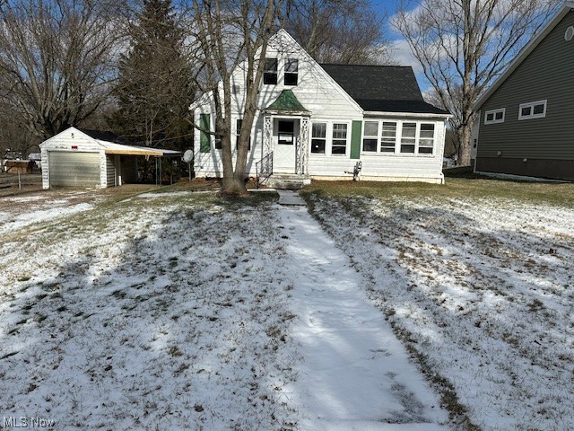 4 bedroom, 1.5 bath home. Located off of Maple Ave.