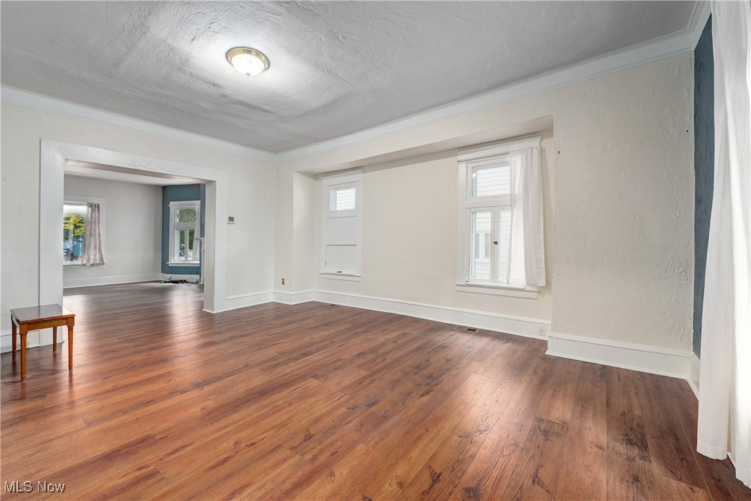 12610 Arliss Drive, Lakewood, Ohio image 14