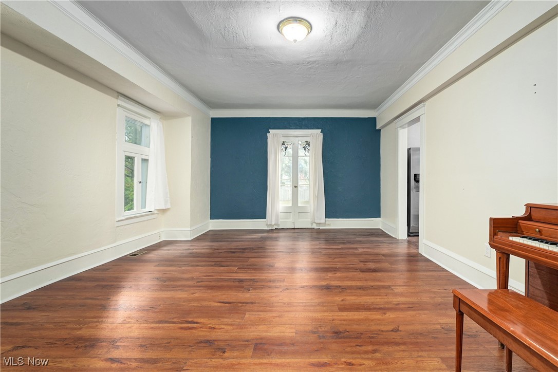 12610 Arliss Drive, Lakewood, Ohio image 13