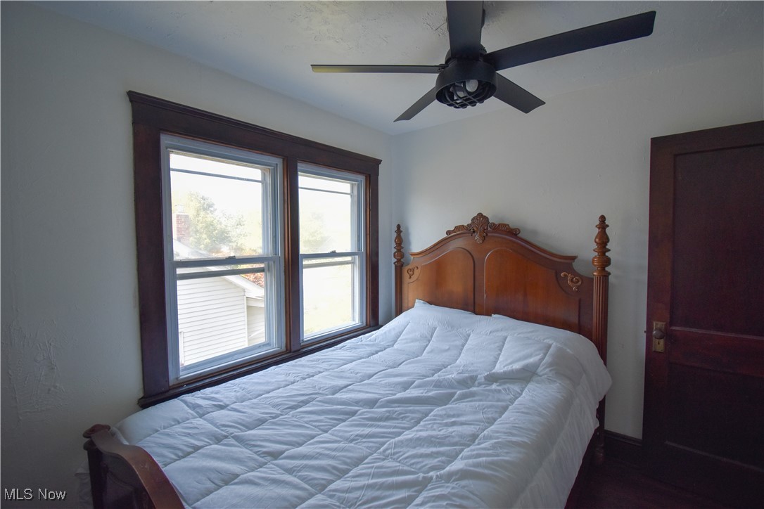 Walter H Tellings Oakmont - Residential