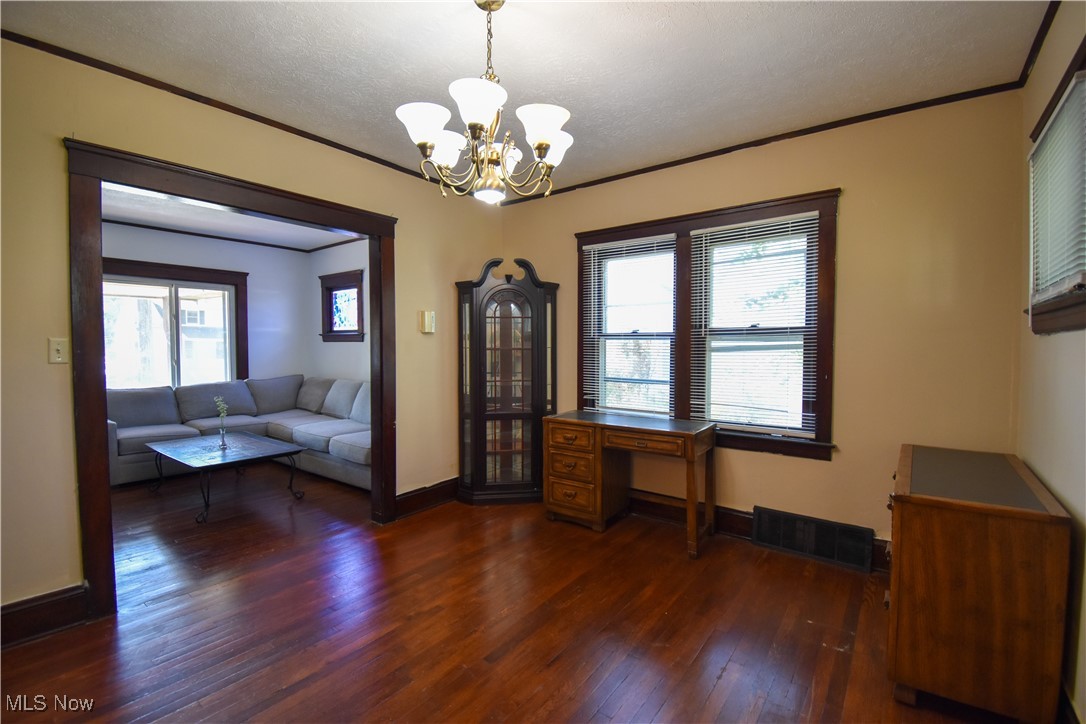 Walter H Tellings Oakmont - Residential