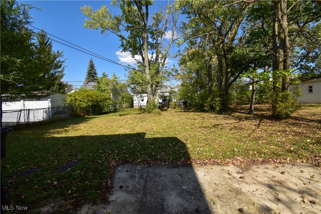 Walter H Tellings Oakmont - Residential