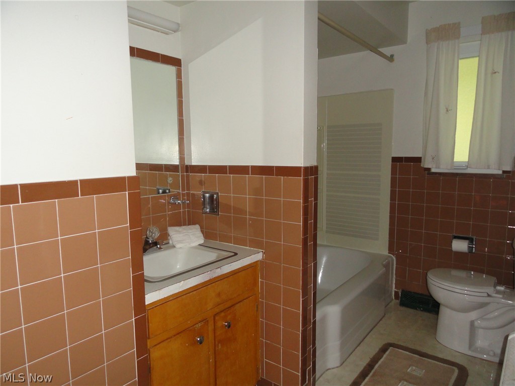 Bermont Manor - Residential