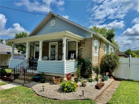 Homes For Sale - 3515 6th Avenue<br/> Wood County, Parkersburg, WV 26101