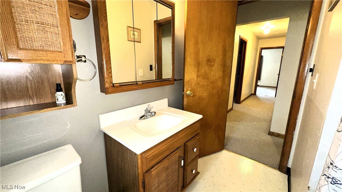 Ashtabula, Ohio 44004, United States, 3 Bedrooms Bedrooms, ,1 BathroomBathrooms,Residential,Active,173183