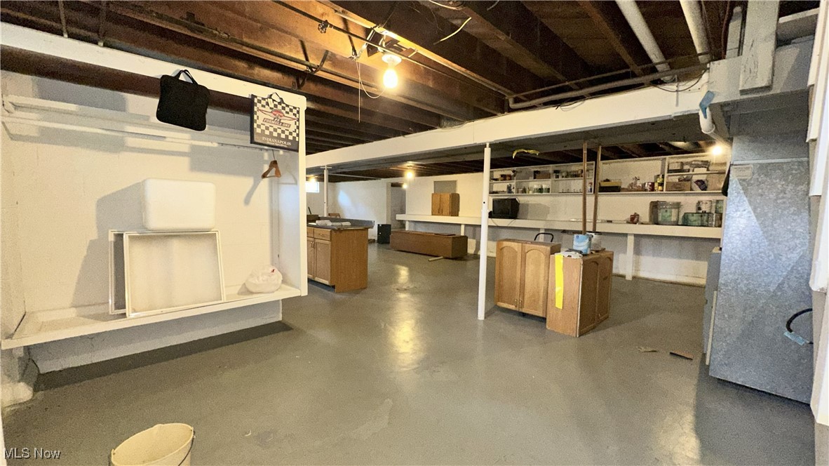 Ashtabula, Ohio 44004, United States, 3 Bedrooms Bedrooms, ,1 BathroomBathrooms,Residential,Active,173183