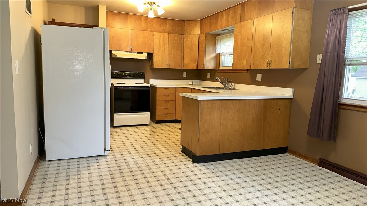 Ashtabula, Ohio 44004, United States, 3 Bedrooms Bedrooms, ,1 BathroomBathrooms,Residential,Active,173183