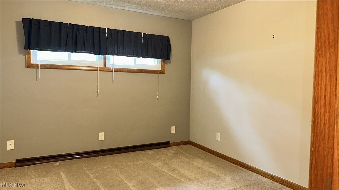 Ashtabula, Ohio 44004, United States, 3 Bedrooms Bedrooms, ,1 BathroomBathrooms,Residential,Active,173183