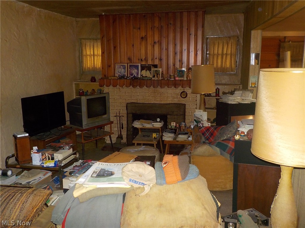 Elmwood Realty Cos Elmwood Bc - Residential