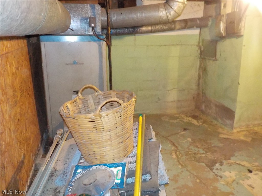 Elmwood Realty Cos Elmwood Bc - Residential