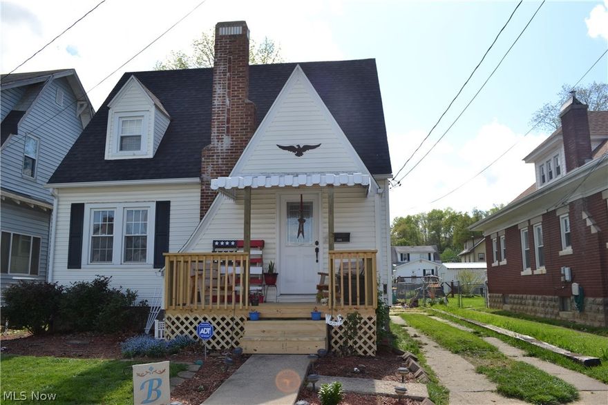 You will be delighted when you walk into this 3 bedroom, 2 bath home! Remodeled in 2011, you will enjoy many updates throughout! First floor master bedroom with full bath. Lovely fenced back yard with room for gardening, off-street parking and more. Enjoy warm evenings on your new front porch!