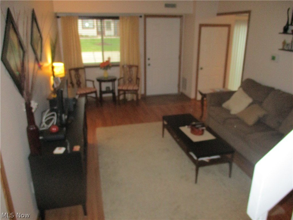 Kings Court Condo - Residential